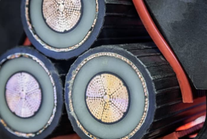 Fabricante de cable submarino